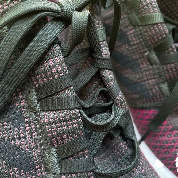 Adidas Pure Boost Go Women's Sz 8 Boost Running Shoe Night Cargo Green Maroon - Picture 11 of 14